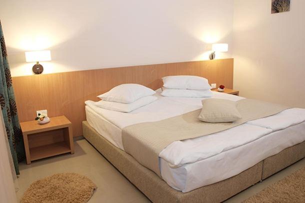 Hotel Sara 넵툰 외부 사진