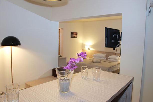 Hotel Sara 넵툰 외부 사진