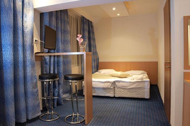 Hotel Sara 넵툰 외부 사진